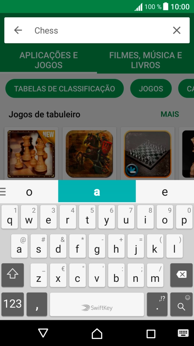 Introduza o nome ou categoria da app pretendida e prima o ícone para pesquisar.