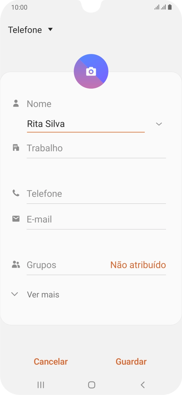 Prima Telefone e introduza o número de telefone pretendido.
