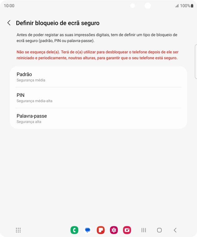 Prima o código de bloqueio do telefone pretendido e siga as indicações no ecrã para estabelecer um código de bloqueio adicional.