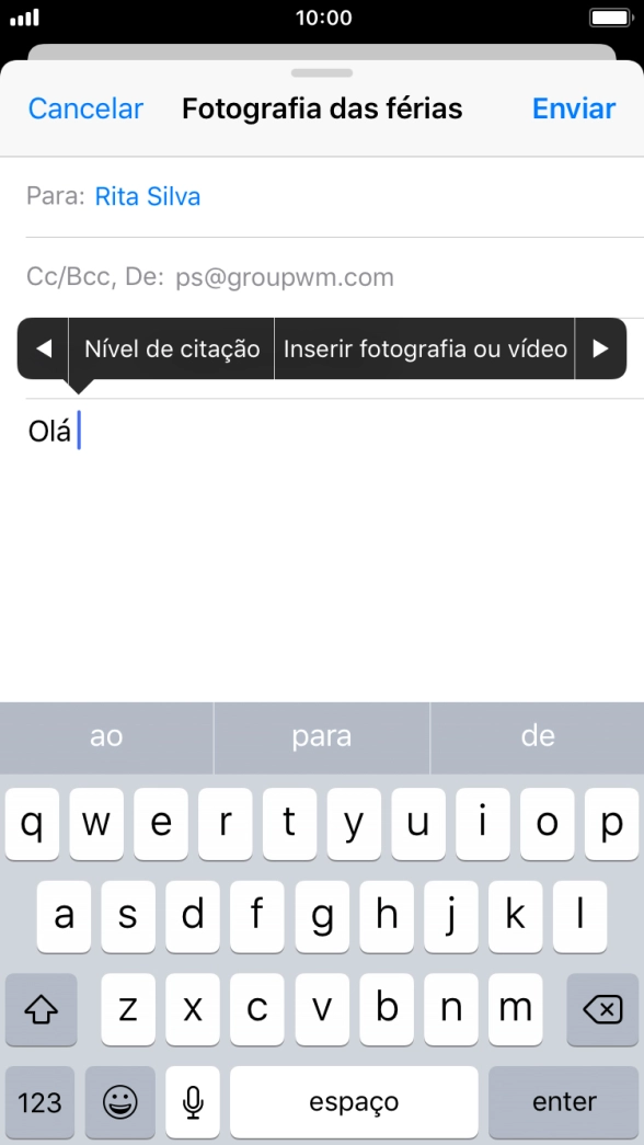 Prima Inserir fotografia ou vídeo e siga as indicações no ecrã para anexar uma imagem ou um clipe de vídeo.