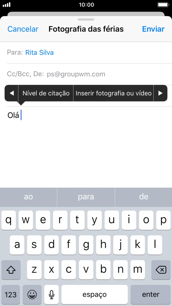 Prima Inserir fotografia ou vídeo e siga as indicações no ecrã para anexar uma imagem ou um clipe de vídeo.