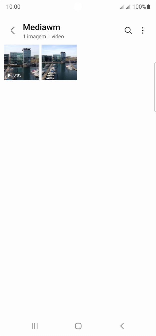 Prima durante um momento uma imagem ou um clipe de vídeo.