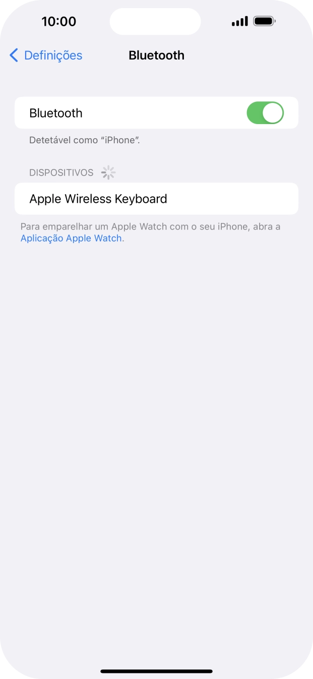 Prima o dispositivo Bluetooth pretendido e siga as indicações no ecrã para emparelhar o dispositivo pretendido com o telefone.