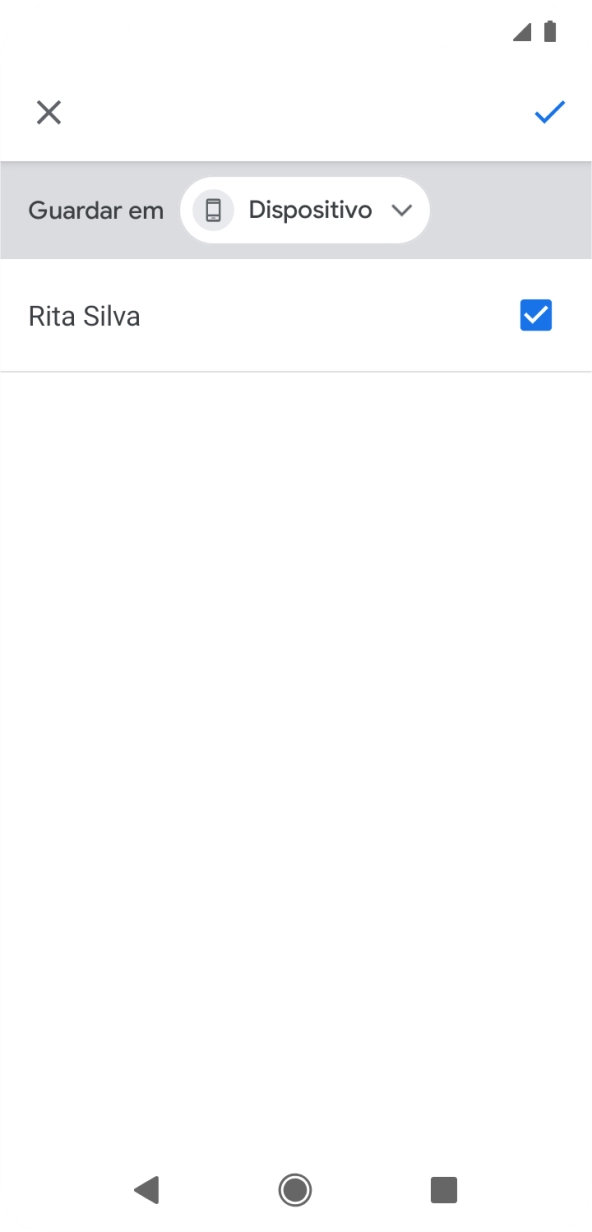 Prima o campo ao lado dos contactos pretendidos para os selecionar.