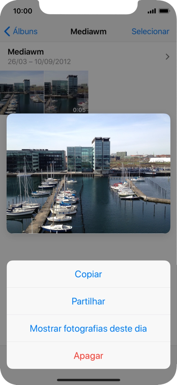 Prima a função pretendida e siga as indicações no ecrã para utilizar a função escolhida.