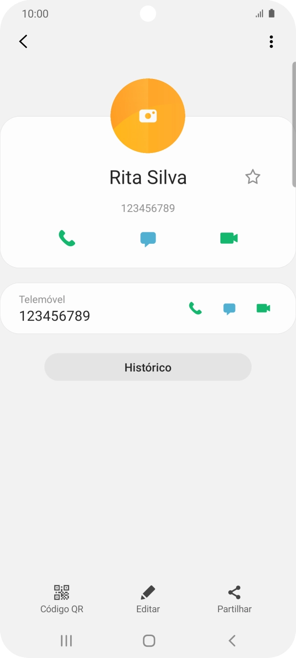 Prima o ícone de chamada ao lado do número pretendido.