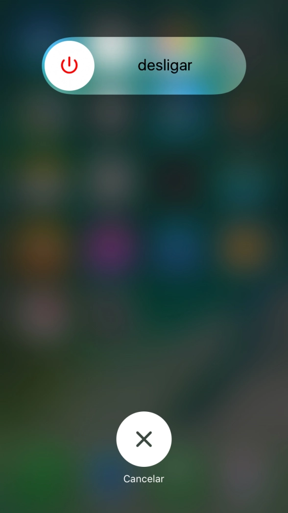 Prima o ícone para desligar e arraste-o para a direita.