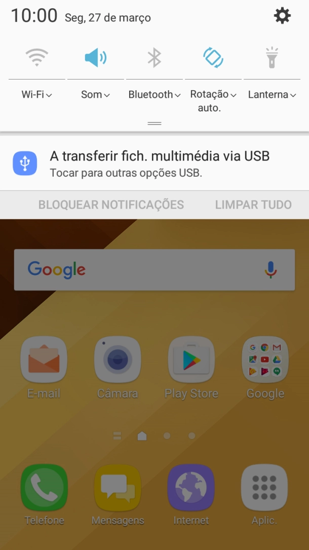 Prima o ícone de definições.