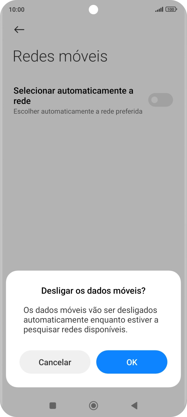 Prima OK e aguarde enquanto o telefone procura as redes.