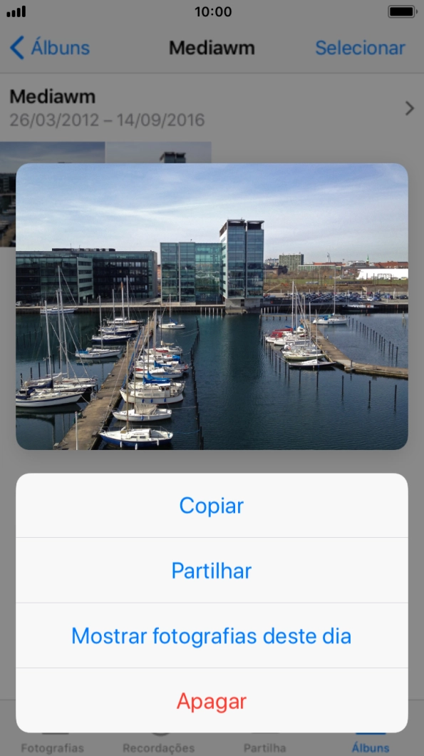 Prima a função pretendida e siga as indicações no ecrã para utilizar a função escolhida.