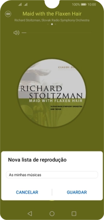Introduza o nome pretendido para a lista de reprodução e prima GUARDAR.