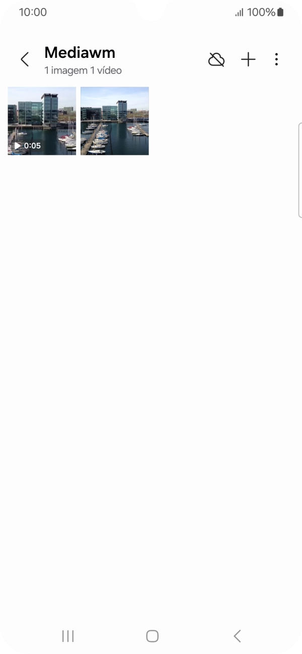 Prima durante um momento uma imagem ou um vídeo.
