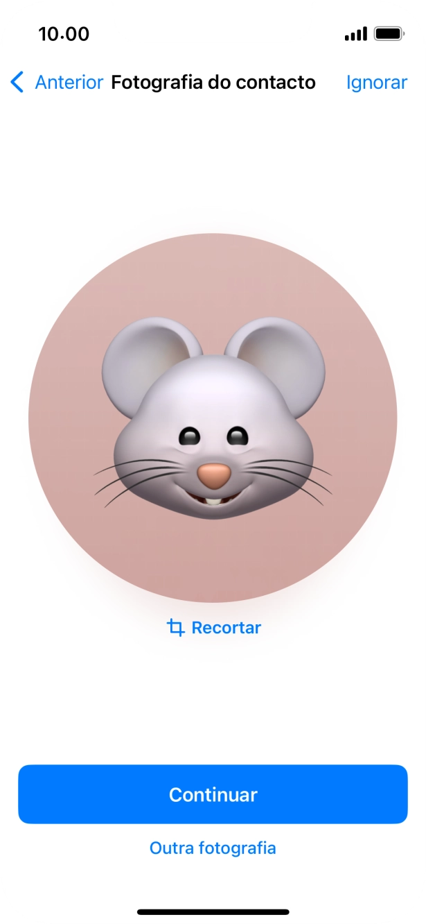 Siga as indicações no ecrã para ajustar a fotografia escolhida e prima Continuar.