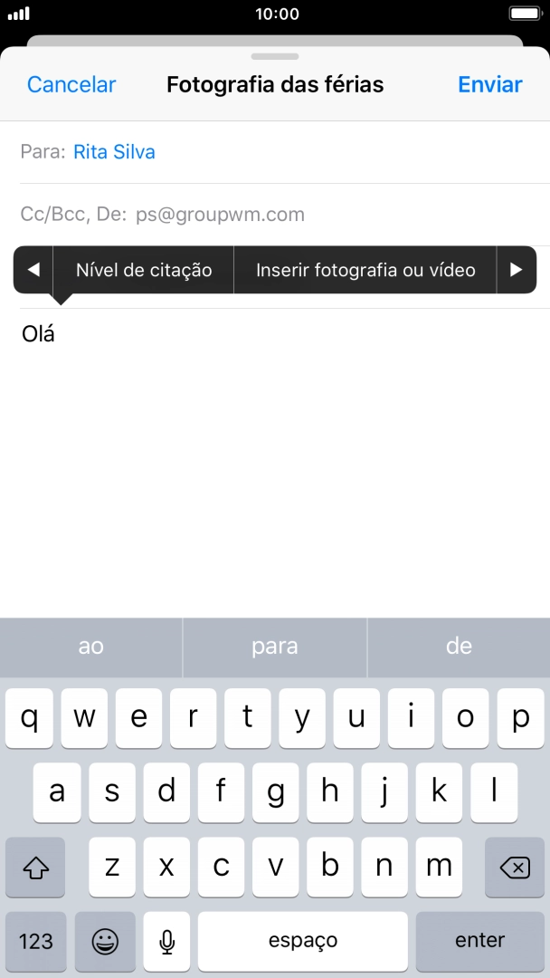 Prima Inserir fotografia ou vídeo e siga as indicações no ecrã para anexar uma imagem ou um clipe de vídeo.