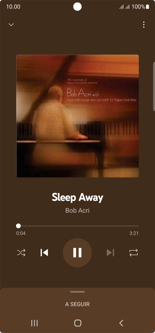 Prima a seta para a direita para ir para o ficheiro de música seguinte.