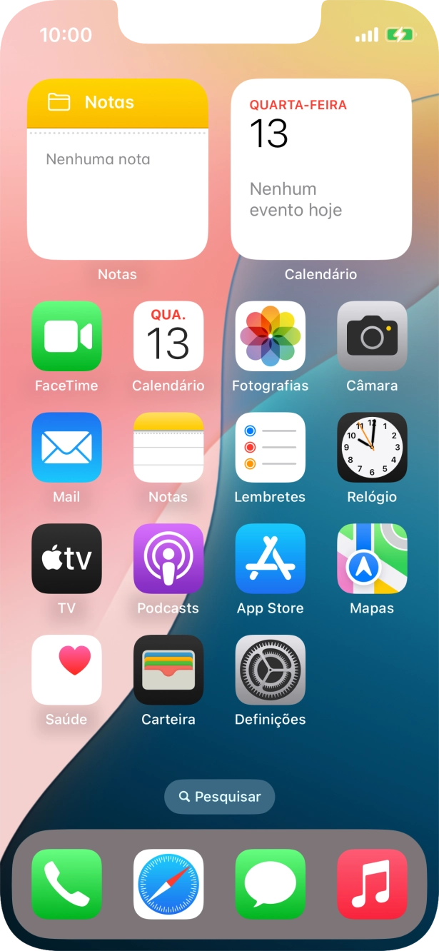 Quando o ícone de bateria em carregamento for mostrado no ecrã, a bateria está em carregamento.