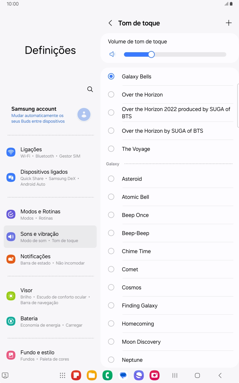 Prima os tons de toque pretendidos para os ouvir.