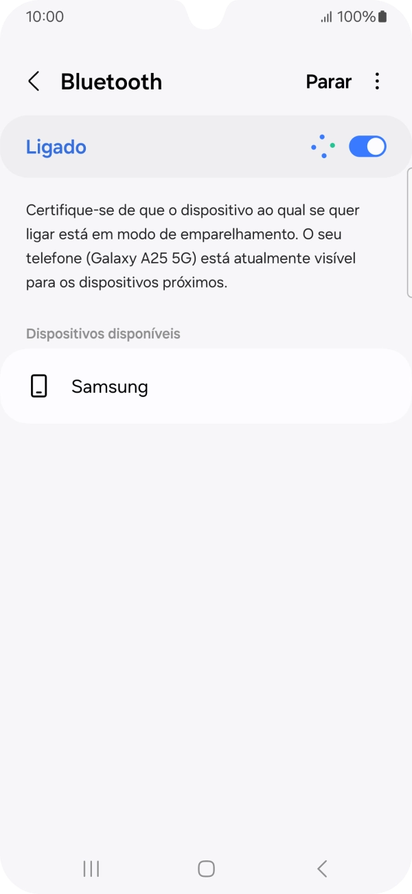 Prima o dispositivo Bluetooth pretendido e siga as indicações no ecrã para emparelhar o dispositivo pretendido com o telefone.