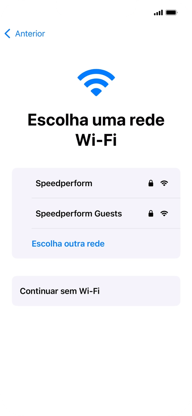 Prima a rede Wi-Fi pretendida.