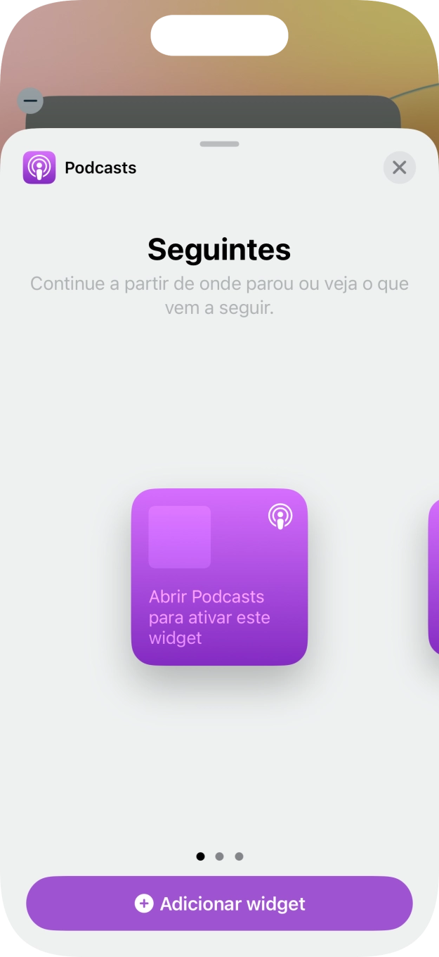 Para escolher a dimensão pretendida para o widget, deslize o dedo para a direita ou para a esquerda sobre o ecrã.
