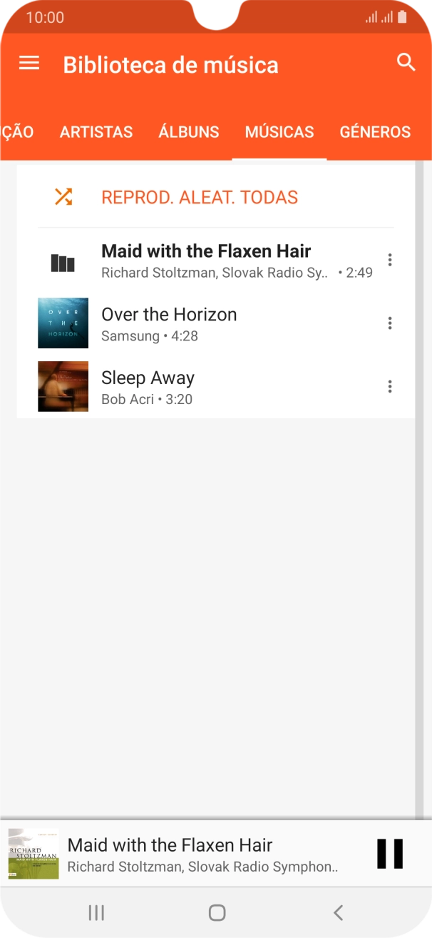 Prima o título da música na parte inferior do ecrã.