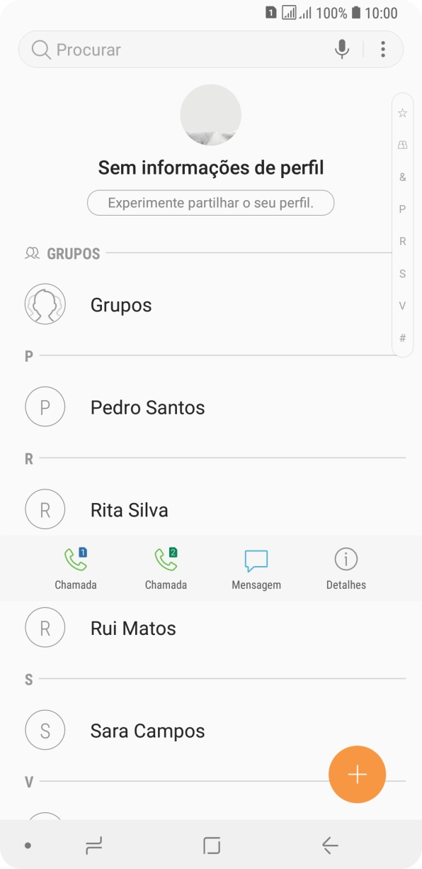Prima o ícone de chamada junto ao cartão SIM pretendido.