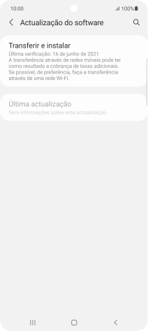 Prima Transferir e instalar. Se existir uma nova versão de software disponível, será agora indicado no ecrã. Siga as indicações no ecrã para atualizar o software do telefone.