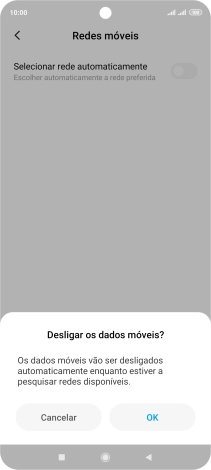 Prima OK e aguarde enquanto o telefone procura as redes.