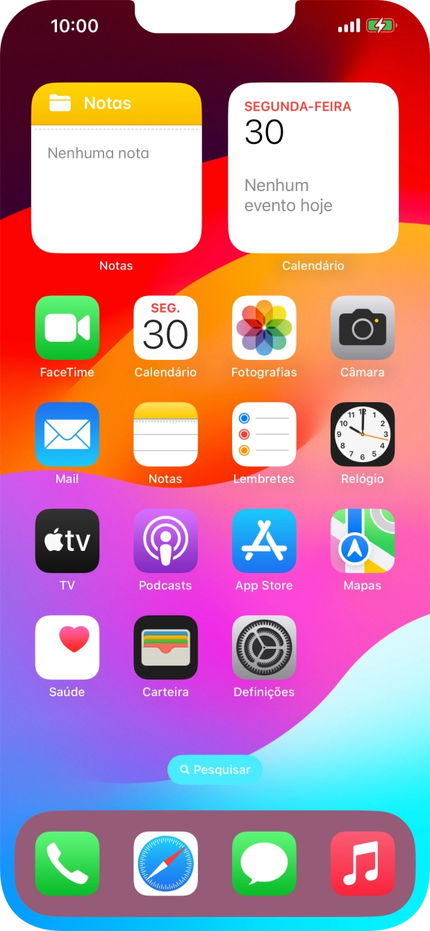 Quando o ícone de bateria em carregamento for mostrado no ecrã, a bateria está em carregamento.