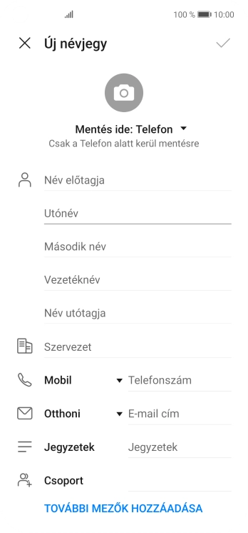 Kattints az Utónév mezőre, és írd be a kívánt utónevet.