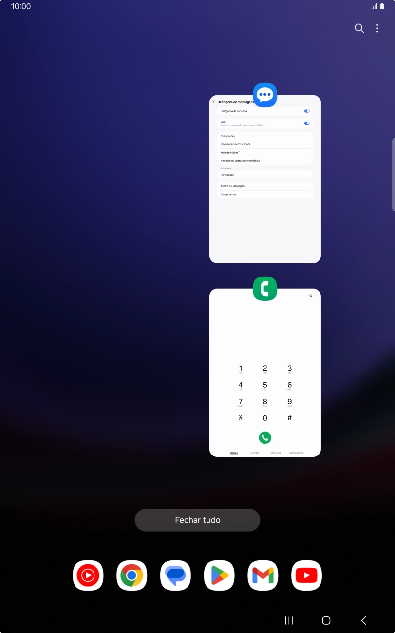 Para terminar uma aplicação em curso, deslize o dedo para cima na aplicação pretendida.