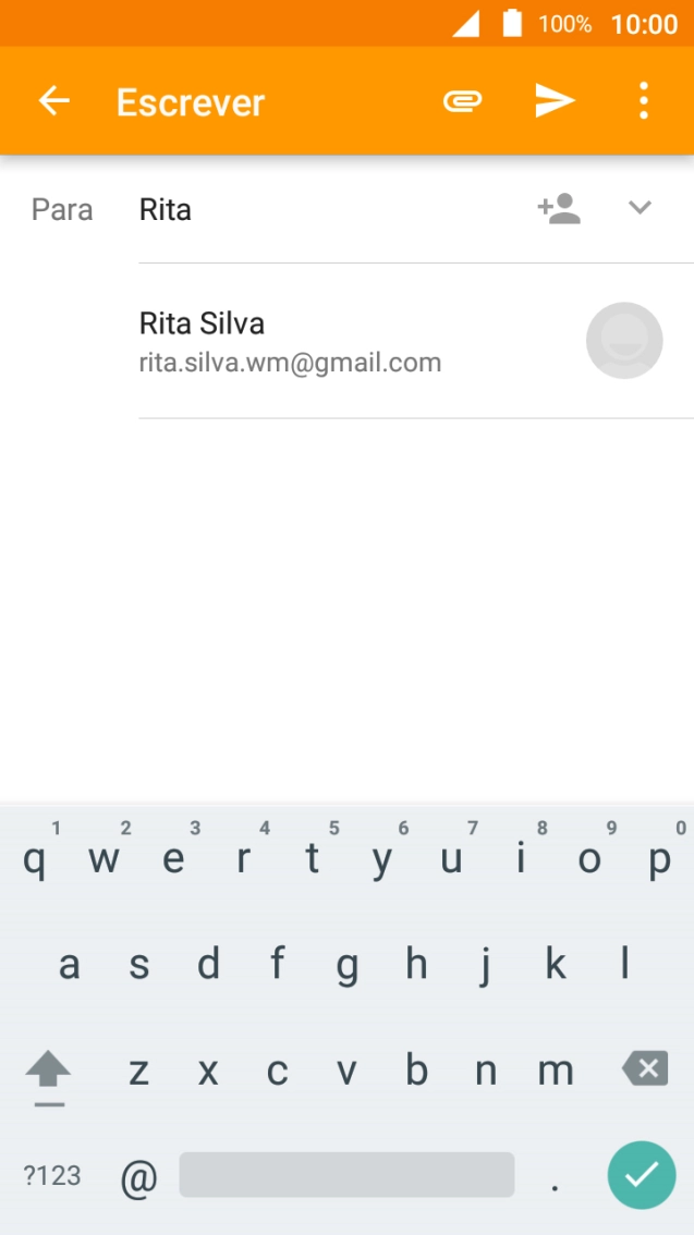 Prima o contacto pretendido.