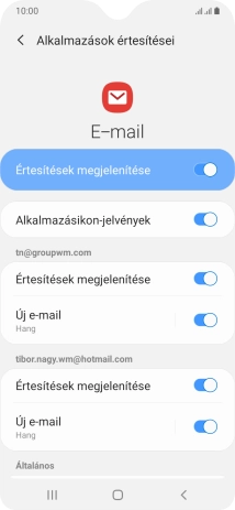 Kattints a kiválasztott e-mail-fiók alatt az „Értesítések megjelenítése” melletti csúszkára a funkció be- vagy kikapcsolásához.