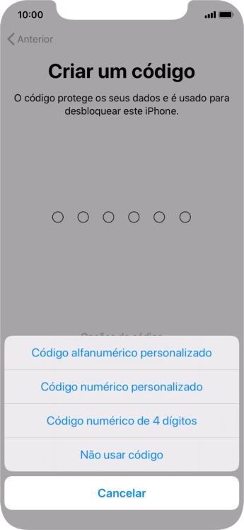 Siga as indicações no ecrã para ativar a utilização do código de bloqueio do telefone ou prima Não usar código.