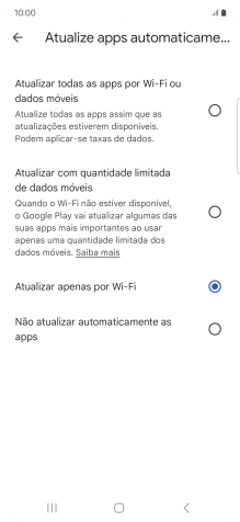 Para ativar a atualização automática de apps via redes móveis, prima Atualizar todas as apps por Wi-Fi ou dados móveis.