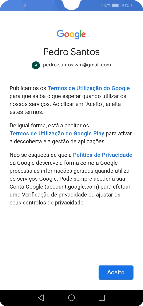 Prima Aceito e siga as indicações no ecrã para escolher as definições da conta Google.