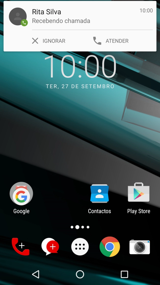 Se o bloqueio de ecrã estiver desativado, prima ATENDER.