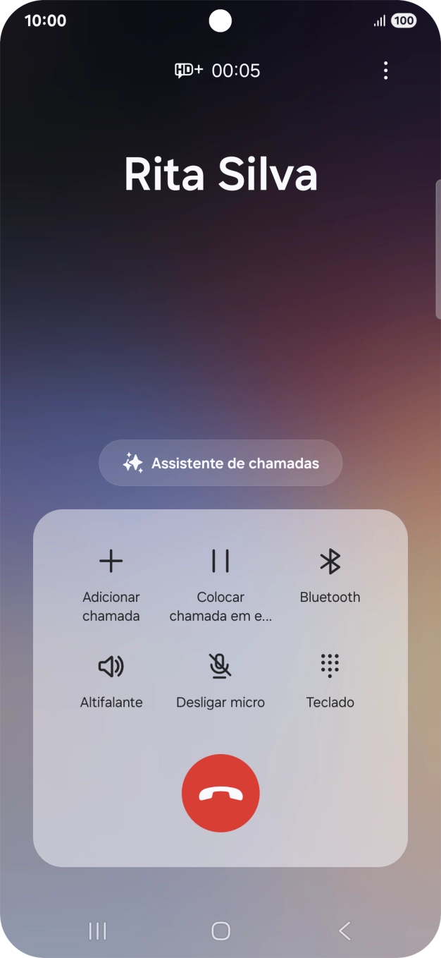 Para utilizar a IA Galaxy para traduzir durante uma chamada, prima Assistente de chamadas.
