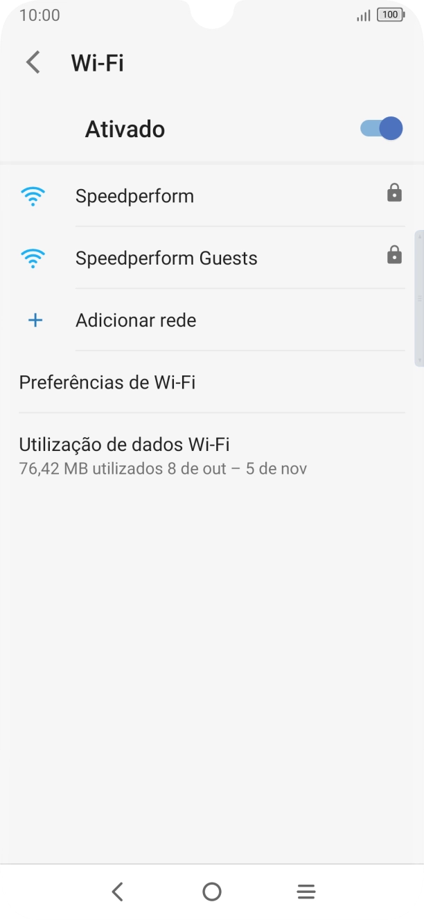 Prima a rede Wi-Fi pretendida.