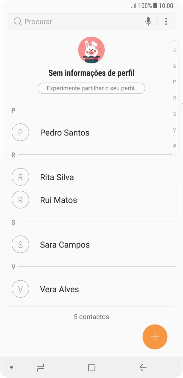 Prima o ícone de novo contacto.