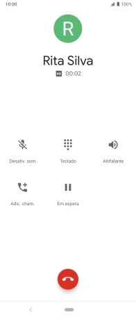 Prima o ícone para terminar a chamada.