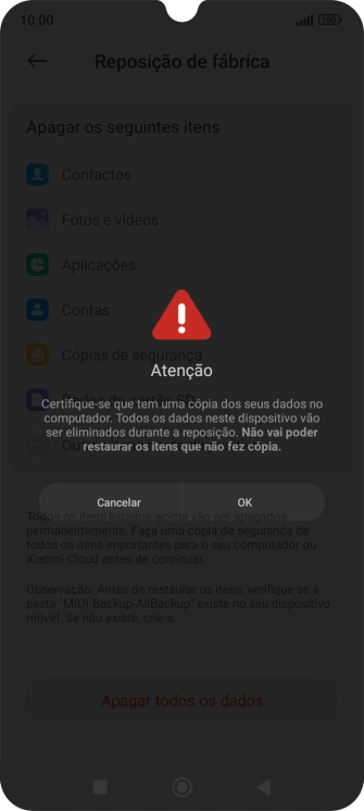 Prima OK. Aguarde um momento enquanto o telefone restabelece as definições originais. Siga as indicações no ecrã para configurar o telefone de modo que este fique pronto a ser utilizado.