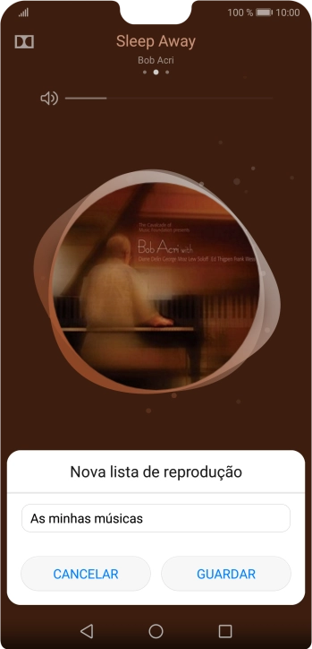 Introduza o nome pretendido para a lista de reprodução e prima GUARDAR.