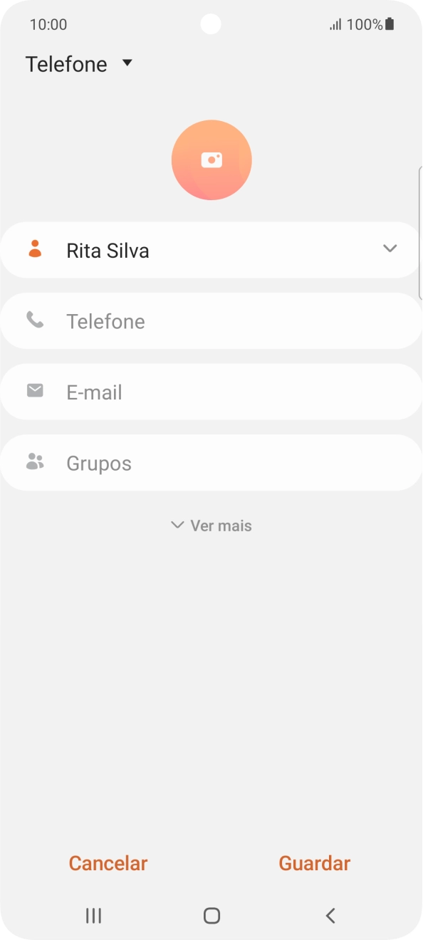 Prima Telefone e introduza o número de telefone pretendido.