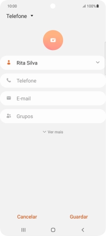 Prima Telefone e introduza o número de telefone pretendido.