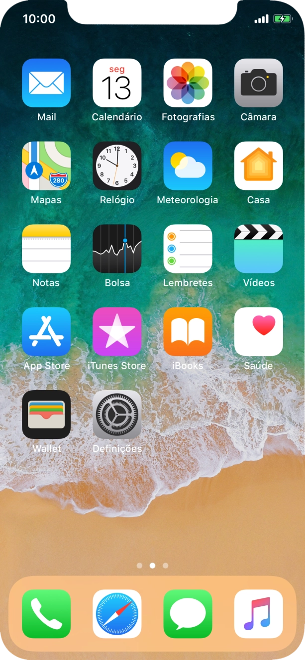 Quando o ícone de bateria em carregamento for mostrado no ecrã, a bateria está em carregamento.