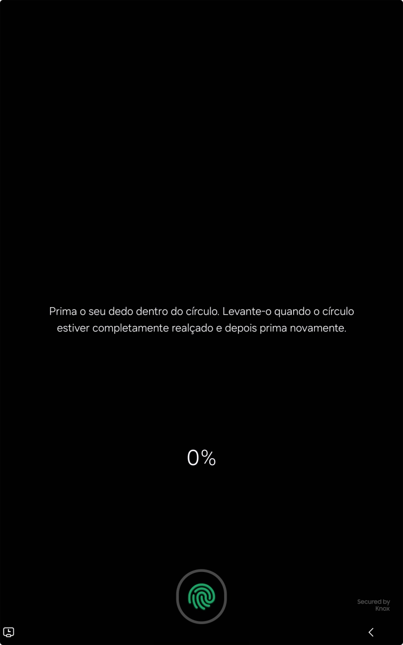 Siga as indicações no ecrã para definir o código de bloqueio como impressão digital.