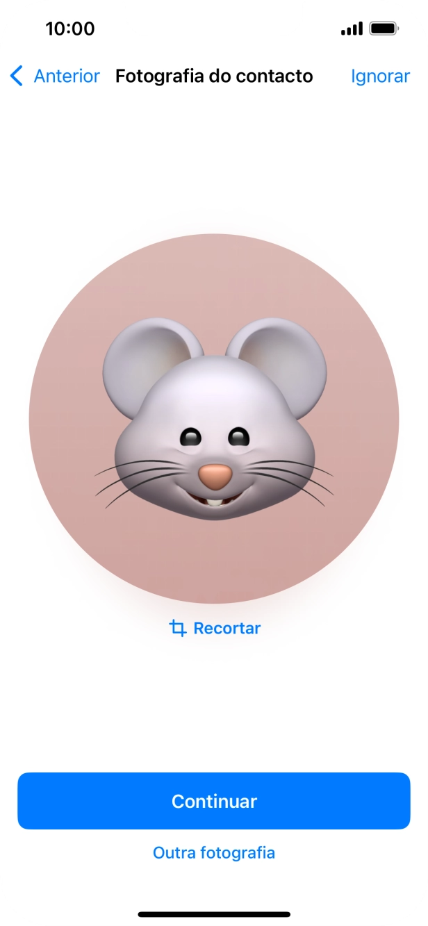 Siga as indicações no ecrã para ajustar a fotografia escolhida e prima Continuar.