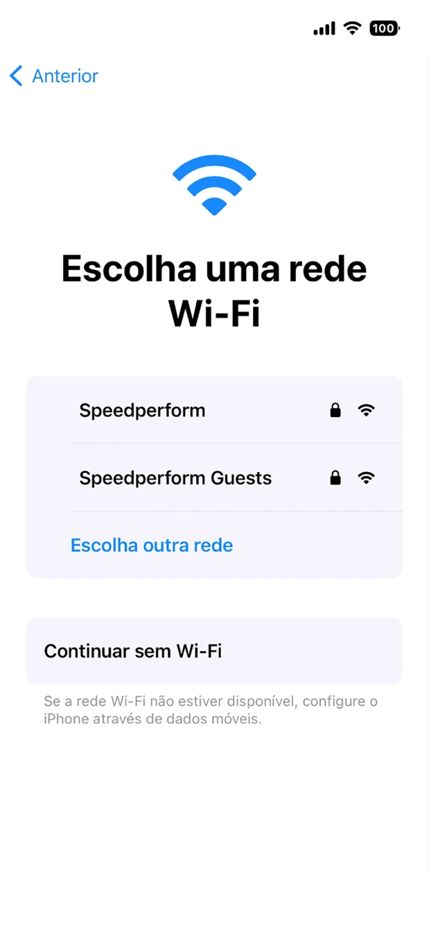 Prima a rede Wi-Fi pretendida.