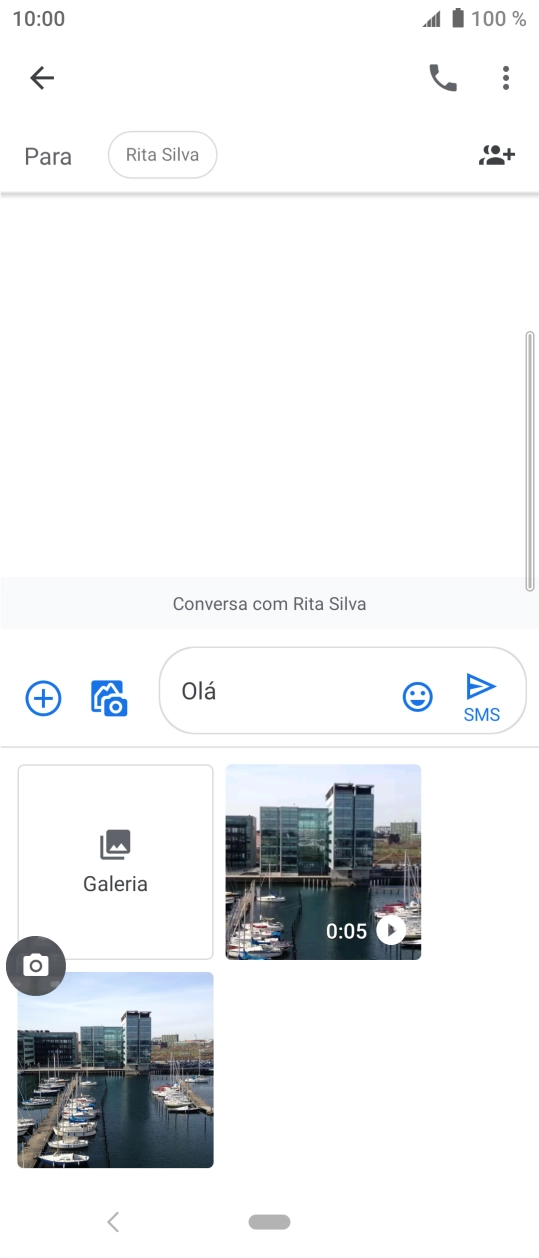 Prima Galeria e vá até à pasta pretendida.
